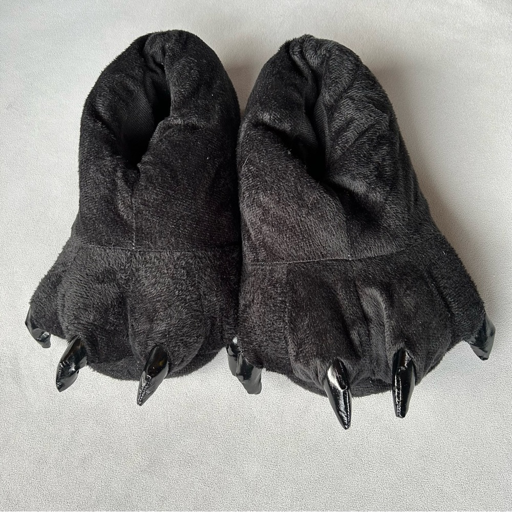 Bear Slippers ~ Adult Size ~ Women’s Size 8+ Men’s Size 6+
